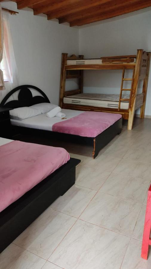House Panzió Guatapé Kültér fotó